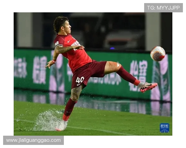 河南队赛前踩场砺兵 酒祖杜康助力冲击海港